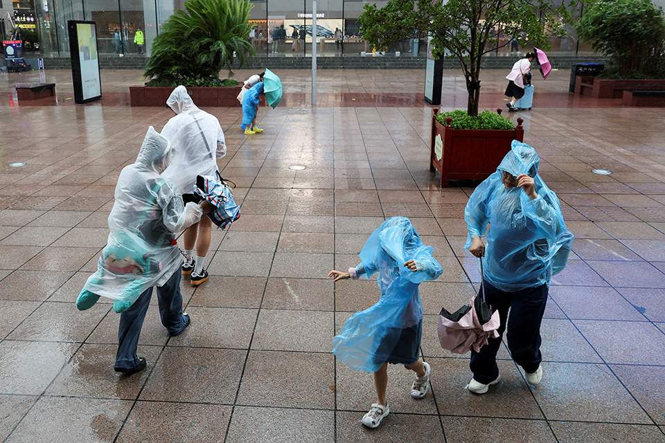 Η σύγκρουση-2