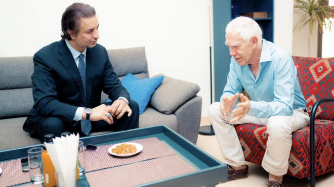 λιβύη-ο-υιός-χαφτάρ-στο-σπίτι-της-οικογ-563706472