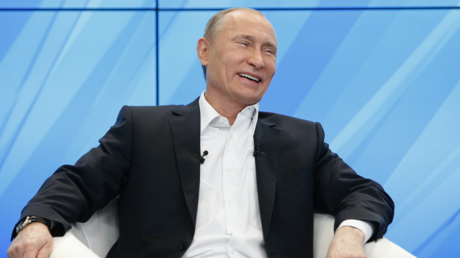 ερωτήματα-για-τη-στάση-τραμπ-χαλαρώνε-563693767