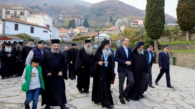 επίσκεψη-μητσοτάκη-στο-αγιο-ορος-μετά-563696461