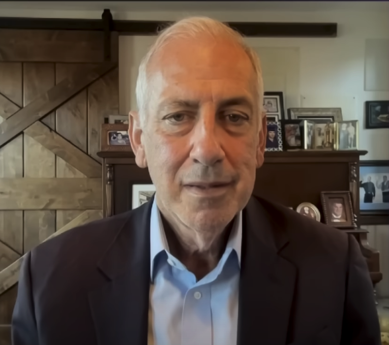 Τζο Τρίπι στην «Κ»: Ο Μασκ «σφήνα» στους Ρεπουμπλικανούς-1