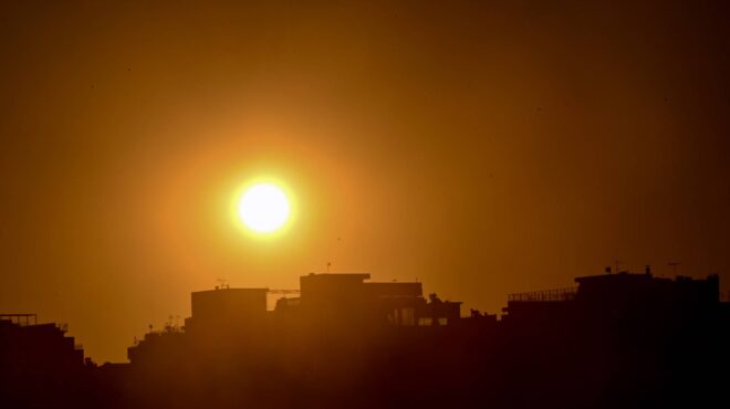 κορυφώνεται-ο-καύσωνας-πού-θα-είναι-υπ-563703508