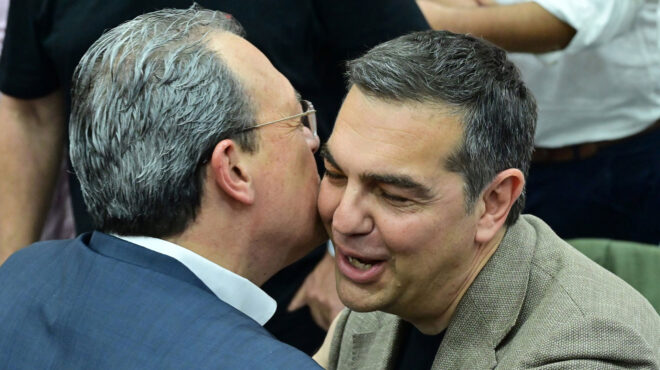 αλέξη-έχεις-μήνυμα-από-συριζα-και-νέα-563736721