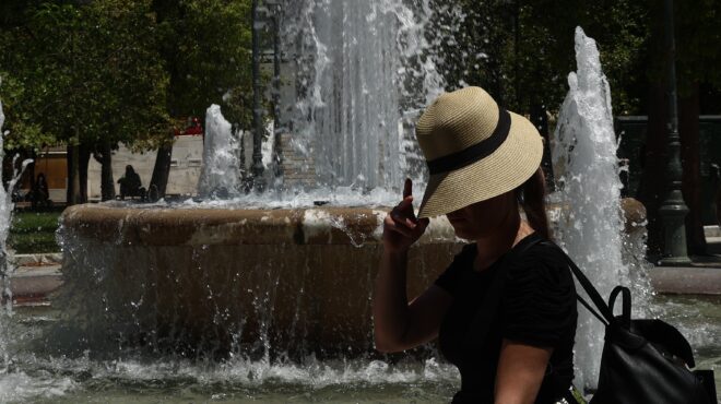 καιρός-μικρή-πτώση-της-θερμοκρασίας-σ-563721496