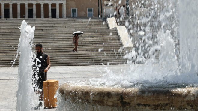 προ-των-πυλών-ο-καύσωνας-διαρκείας-π-563725420