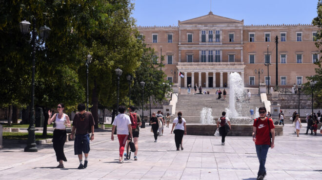 καιρός-μικρή-πτώση-της-θερμοκρασίας-563739775