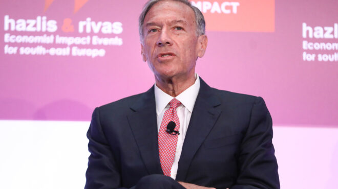 πομπέο-o-τραμπ-θα-επιτρέψει-τον-σχηματι-563692168