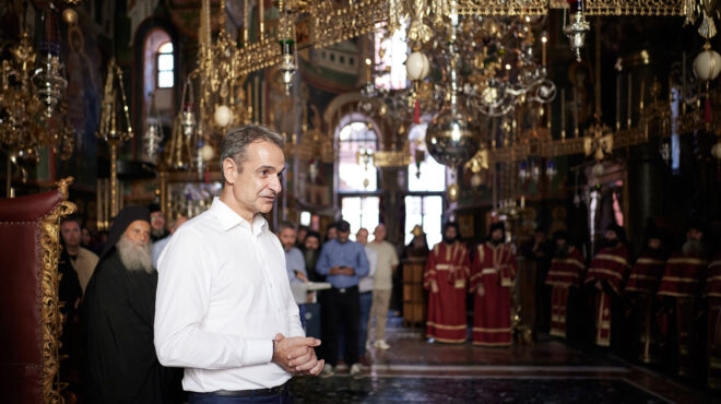 αγιο-ορος-τις-μονές-ιβήρων-και-βατοπεδ-563699179