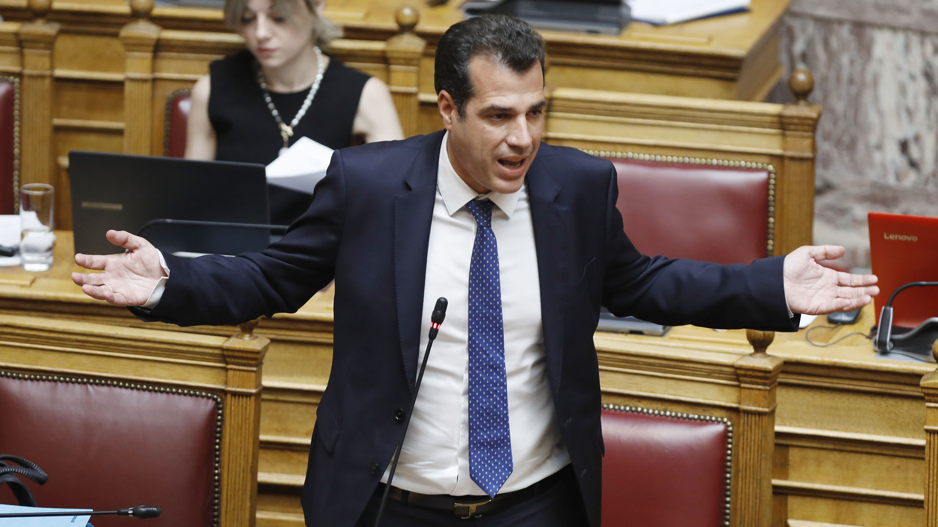 Θάνος Πλεύρης: Φυλακή ή έξοδος από τη χώρα για τους λαθρομετανάστες-1