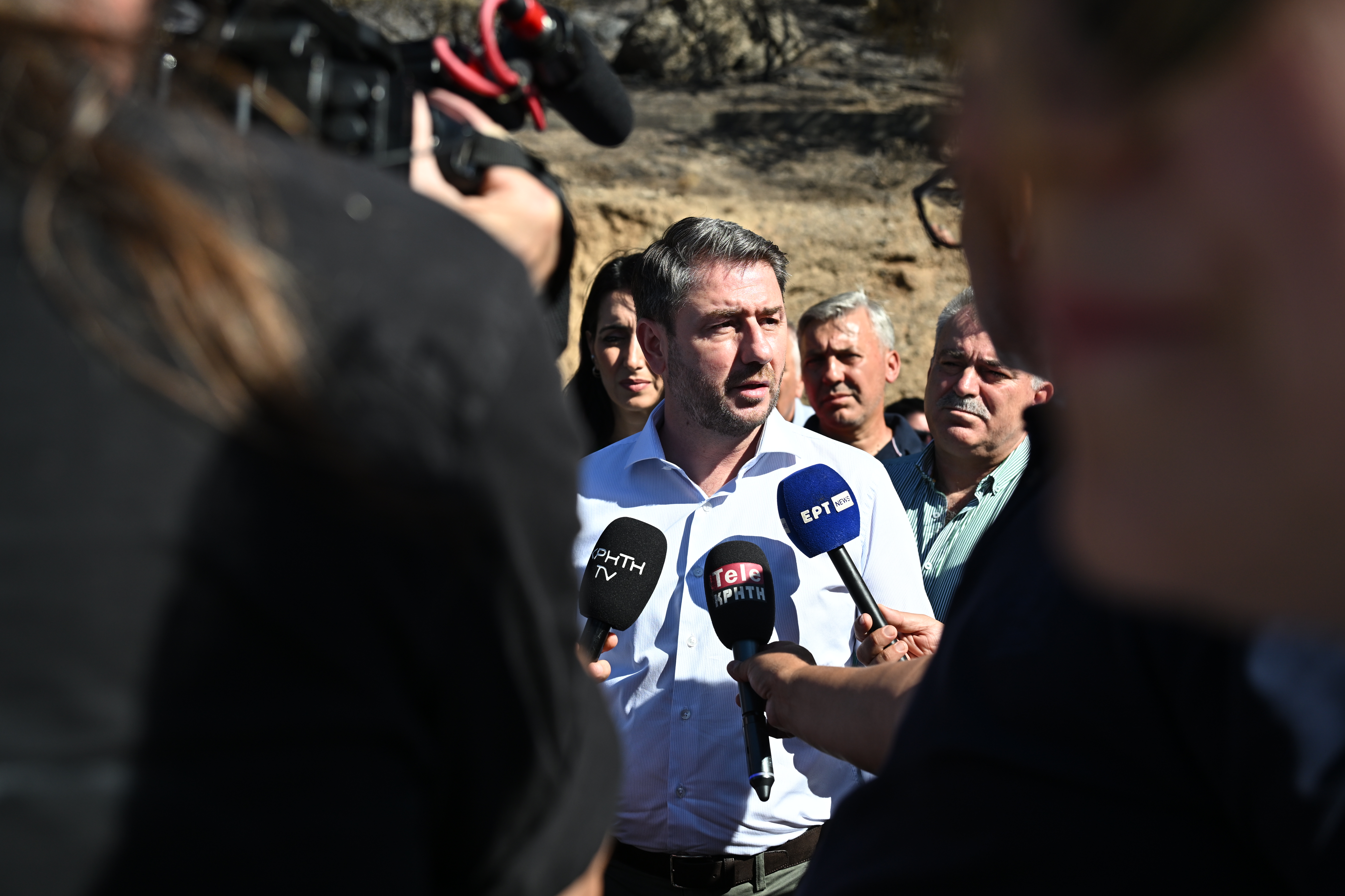 N. Ανδρουλάκης: Στους πυρόπληκτους οικισμούς της Ιεράπετρας-1