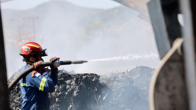 αχαΐα-φωτιά-σε-εργοστάσιο-ανακύκλωση-563739811