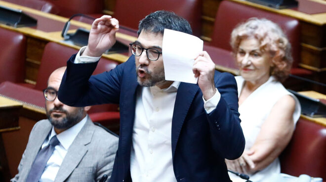 βουλή-πυρ-ομαδόν-από-την-αντιπολίτευσ-563742424