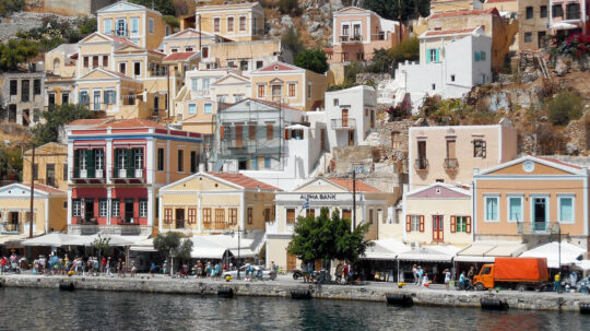 Επιβολή τέλους στους τουρίστες της μιας ημέρας