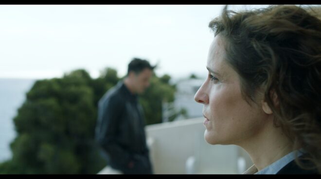 ζευγάρι-εκτός-λειτουργίας-και-εκτό-563722972