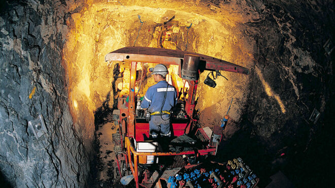 κεντρικές-τράπεζες-αγοράζουν-χρυσό-α-563719174