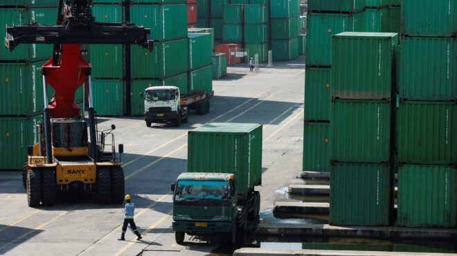 παράταση-με-απειλές-τραμπ-και-δασμούς-563705452