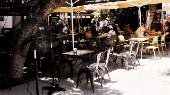 σημαντική-πτώση-στις-δαπάνες-σε-ένδυσ-563727688