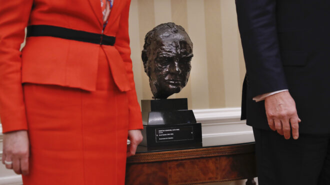 οταν-έκλαψε-ο-τσώρτσιλ-ή-αλλιώς-κλαίνε-563696086