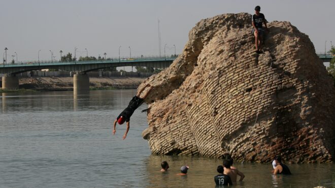ιράκ-51-βαθμούς-υπό-σκιάν-έδειξε-ο-υδράρ-563738503