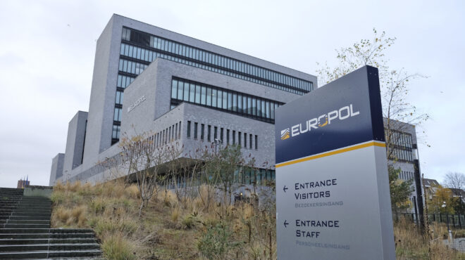 europol-και-eurojust-εξάρθρωσαν-ομάδα-ρώσων-χάκερ-563718019