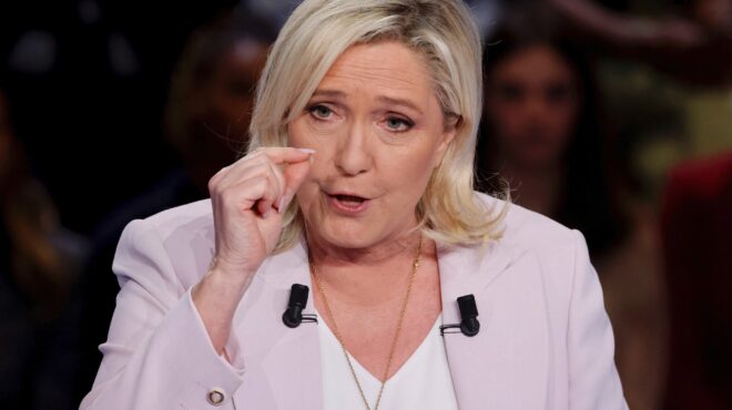 γαλλία-μάχη-κυβέρνησης-αντιπολίτε-563692165