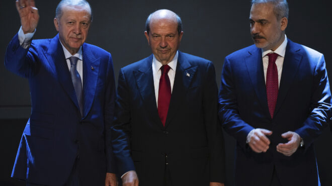 σκληρή-γραμμή-από-ερντογάν-για-αερο-563726413