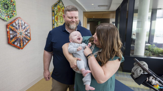 το-πιο-πρόωρο-μωρό-του-κόσμου-γιορτάζε-563738383