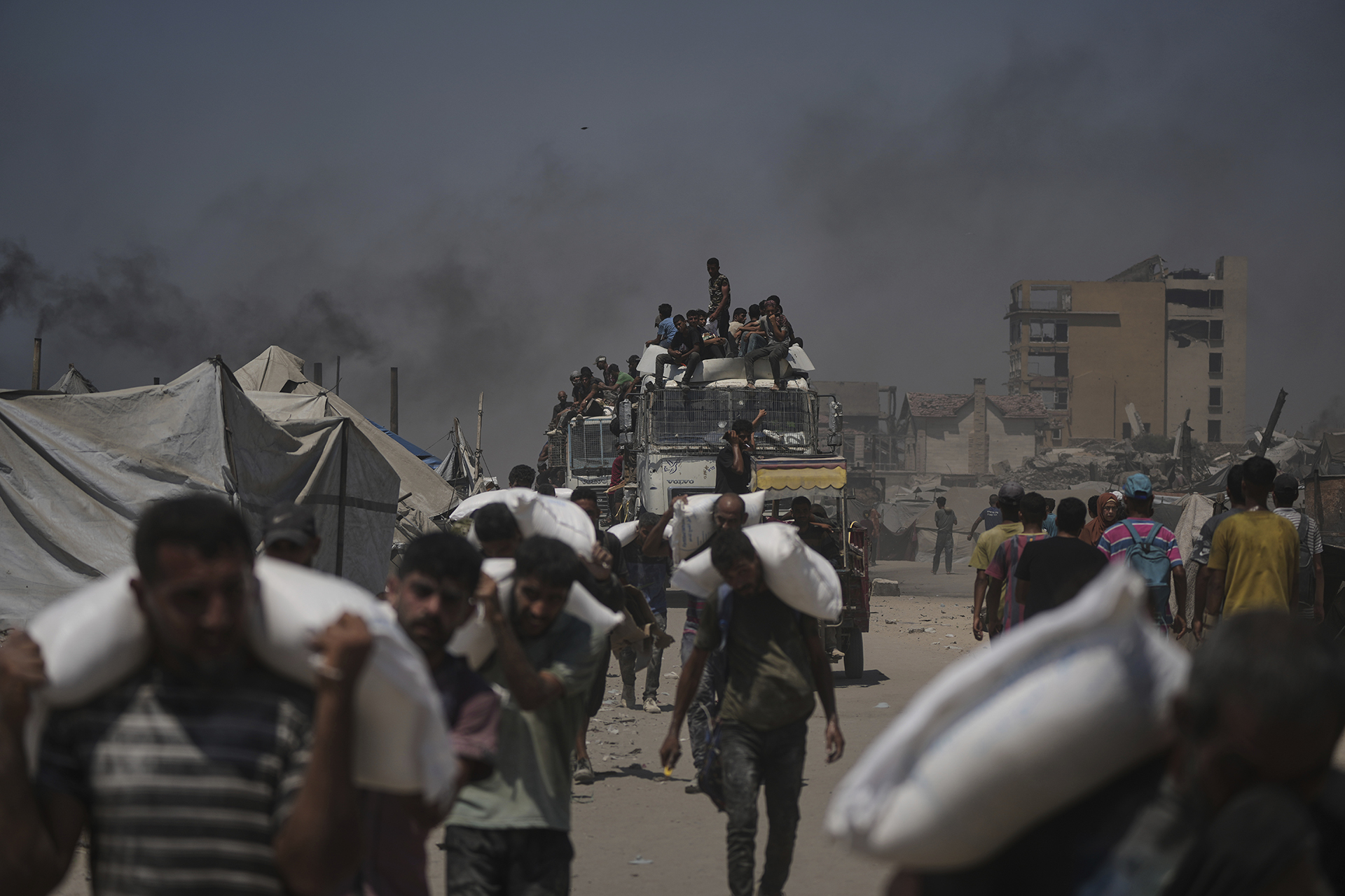 «Αυτά που βλέπουμε στη Γάζα δεν αντέχονται»-2