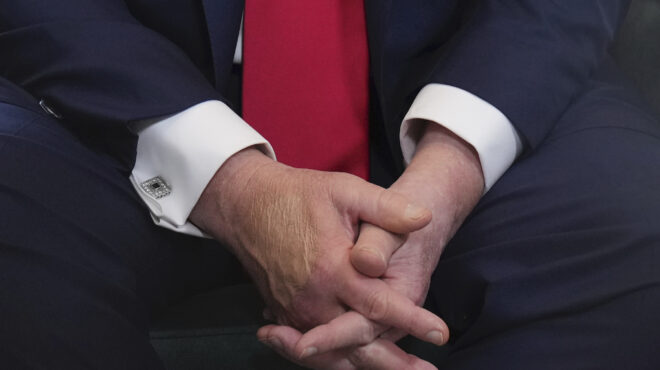 εγινε-ο-τραμπ-ξαφνικά-φίλος-του-πεκί-563740471