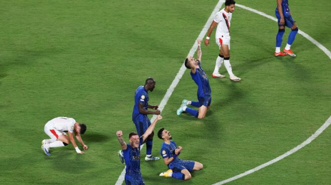 σοκ-στο-πκ-συλλόγων-η-αλ-χιλάλ-πέταξε-έ-563691730