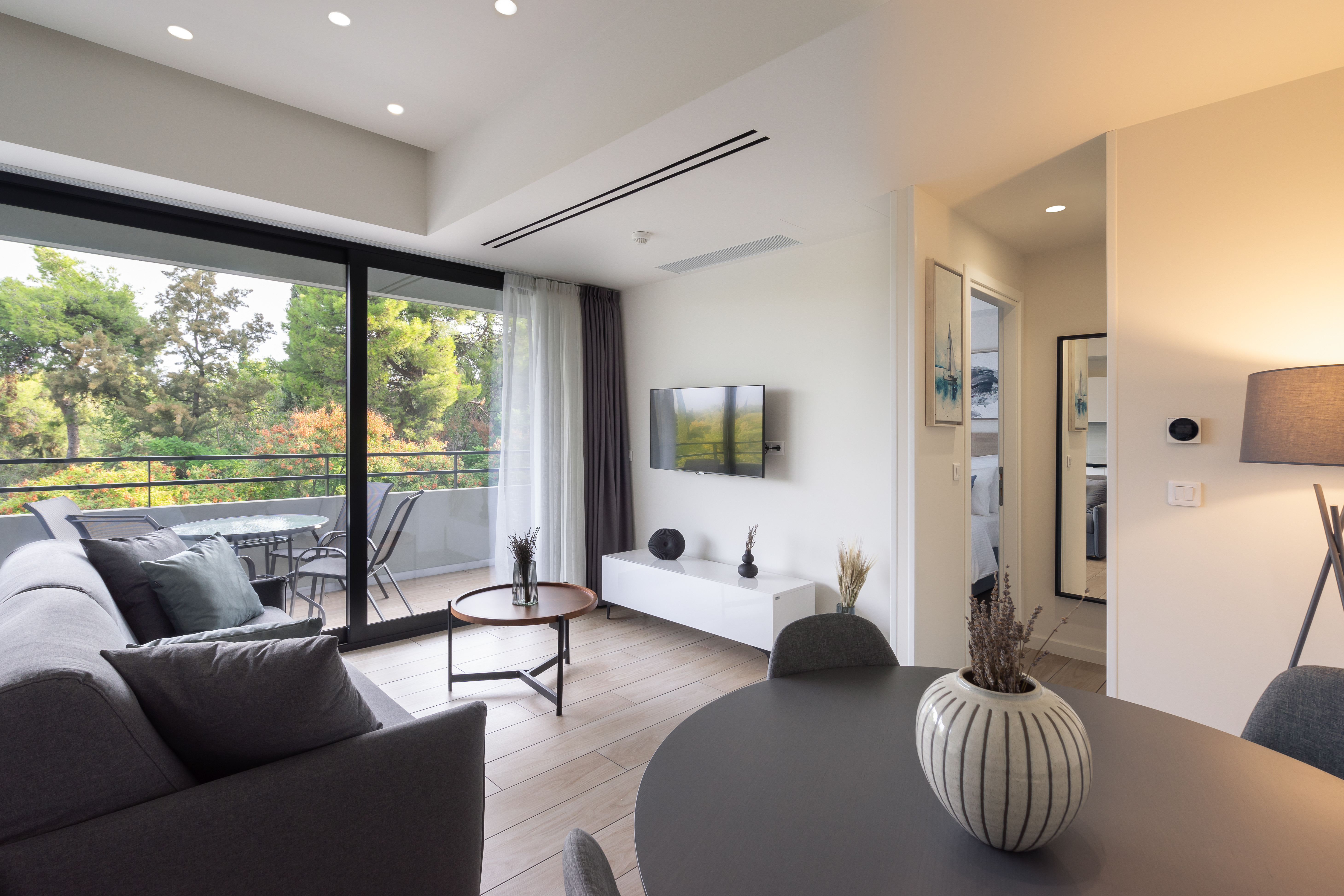 Ανακαλύψτε την Hestia Luxury Apartments: Η νέα εμπειρία διαμονής στην καρδιά της Αθήνας-1