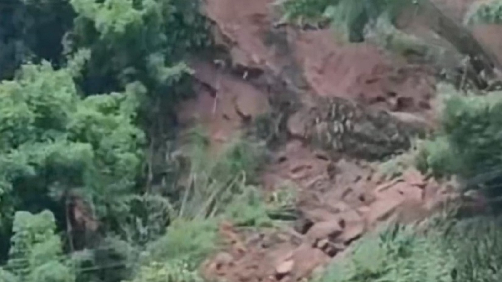 Κίνα: Τρεις νεκροί και δύο αγνοούμενοι από κατολίσθηση στα νοτιοδυτικά-1