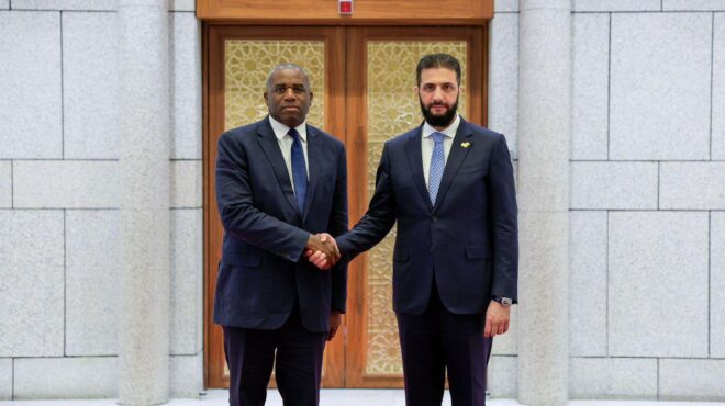 στη-συρία-ο-βρετανός-υπεξ-αποκαθιστού-563700895