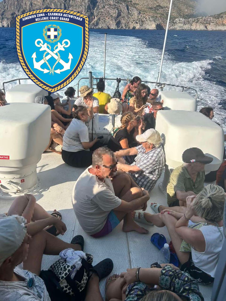 Εικόνες αποκάλυψης από τα πύρινα μέτωπα – Κάηκαν σπίτια, στάχτη δάση και καλλιέργειες-17