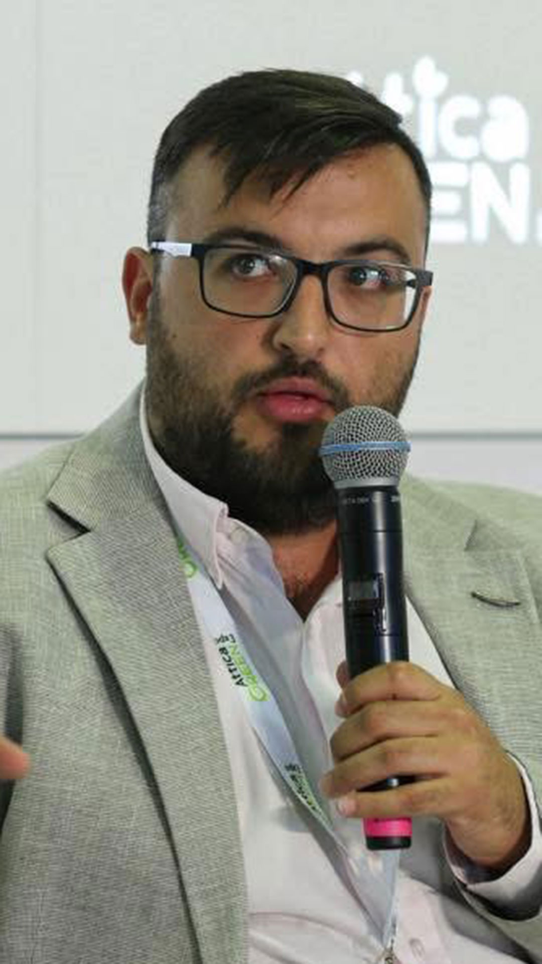 «Τι θα έκανα αν ο Μπέζος παντρευόταν στο νησί μου»-4