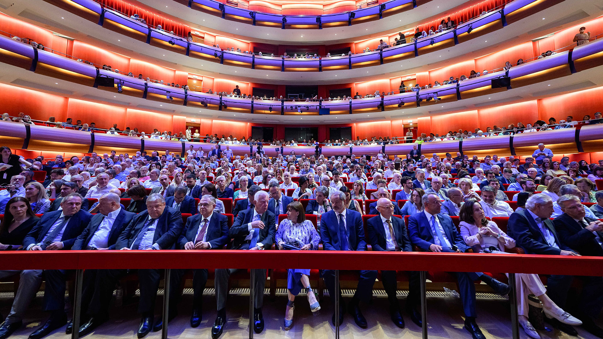 Ανγκελα Μέρκελ: Το δημοψήφισμα, ο Τσίπρας, ο Τραμπ, ο Πούτιν και το μήνυμα στους Ελληνες-3