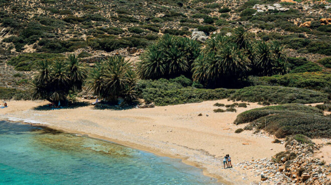 πανέμορφες-παραλίες-μοναδικά-χωριά-road-tri-563743474