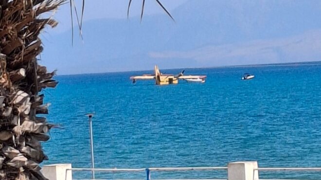 προσθαλάσσωση-πυροσβεστικού-αεροσκά-563733994