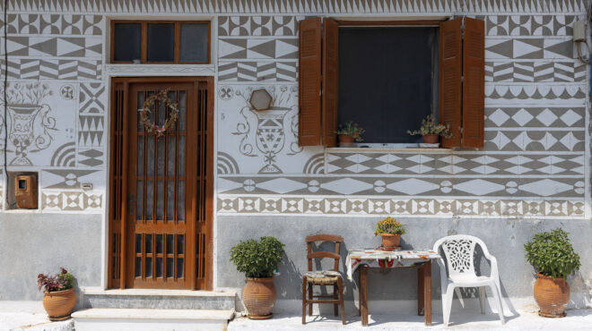 πυργί-το-χωριό-της-χίου-που-χαράζει-τον-563737519