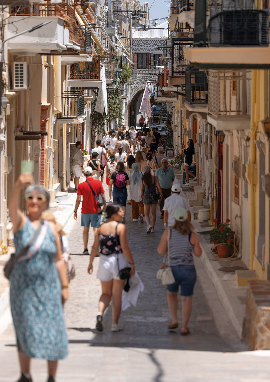 Πυργί: Το χωριό της Χίου που χαράζει τον χρόνο στους τοίχους-3