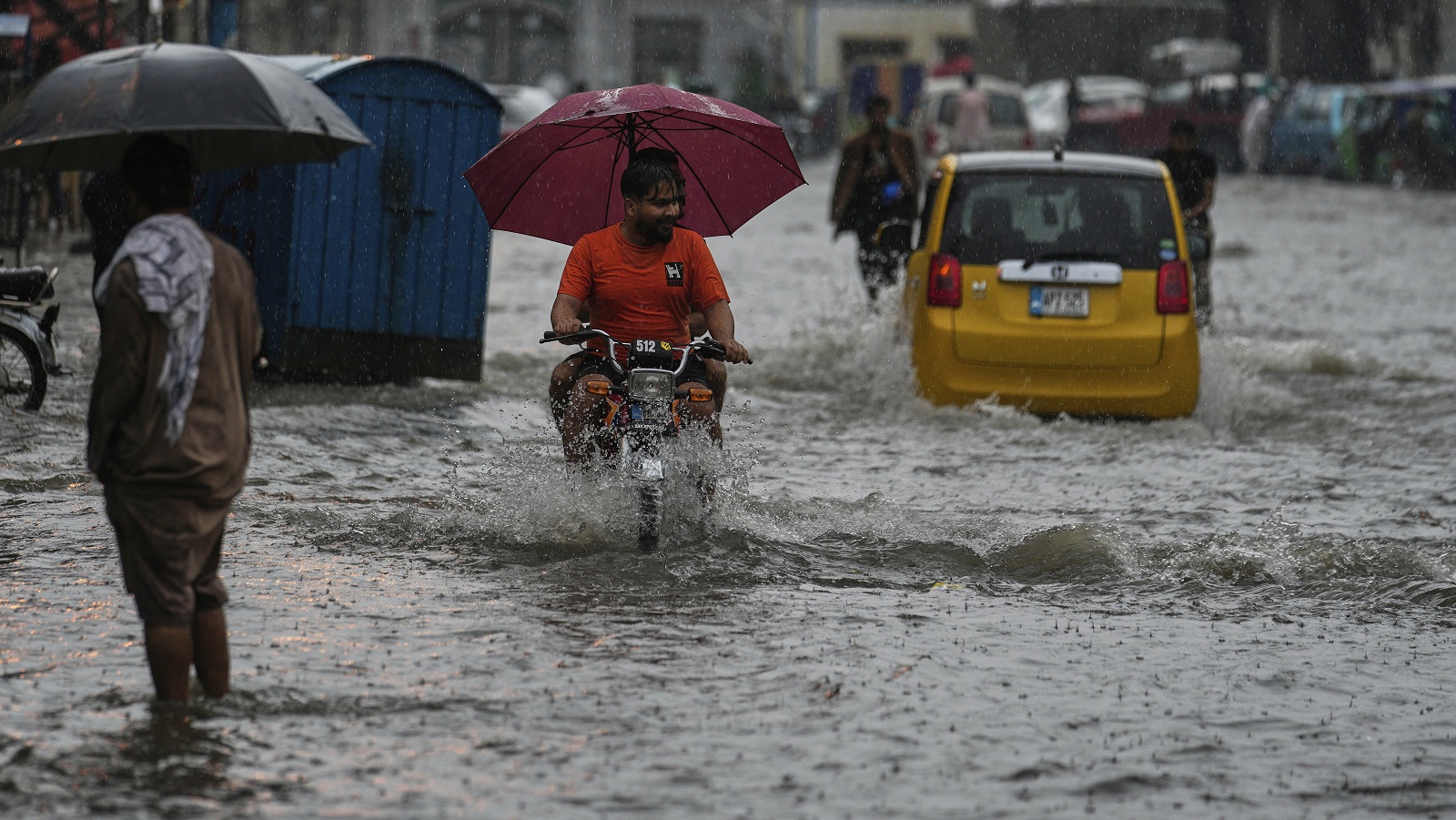 Πακιστάν: Πάνω από 50 νεκροί μέσα σε 24 ώρες από τους μουσώνες [εικόνες]-1