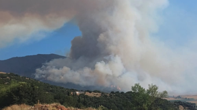 μαίνεται-η-φωτιά-στην-κορινθία-νέες-563730388