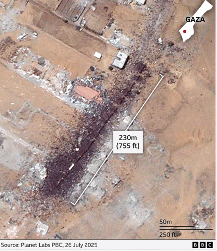 Γάζα: Χιλιάδες συρρέουν γύρω από φορτηγά με ανθρωπιστική βοήθεια – Δορυφορική εικόνα-1