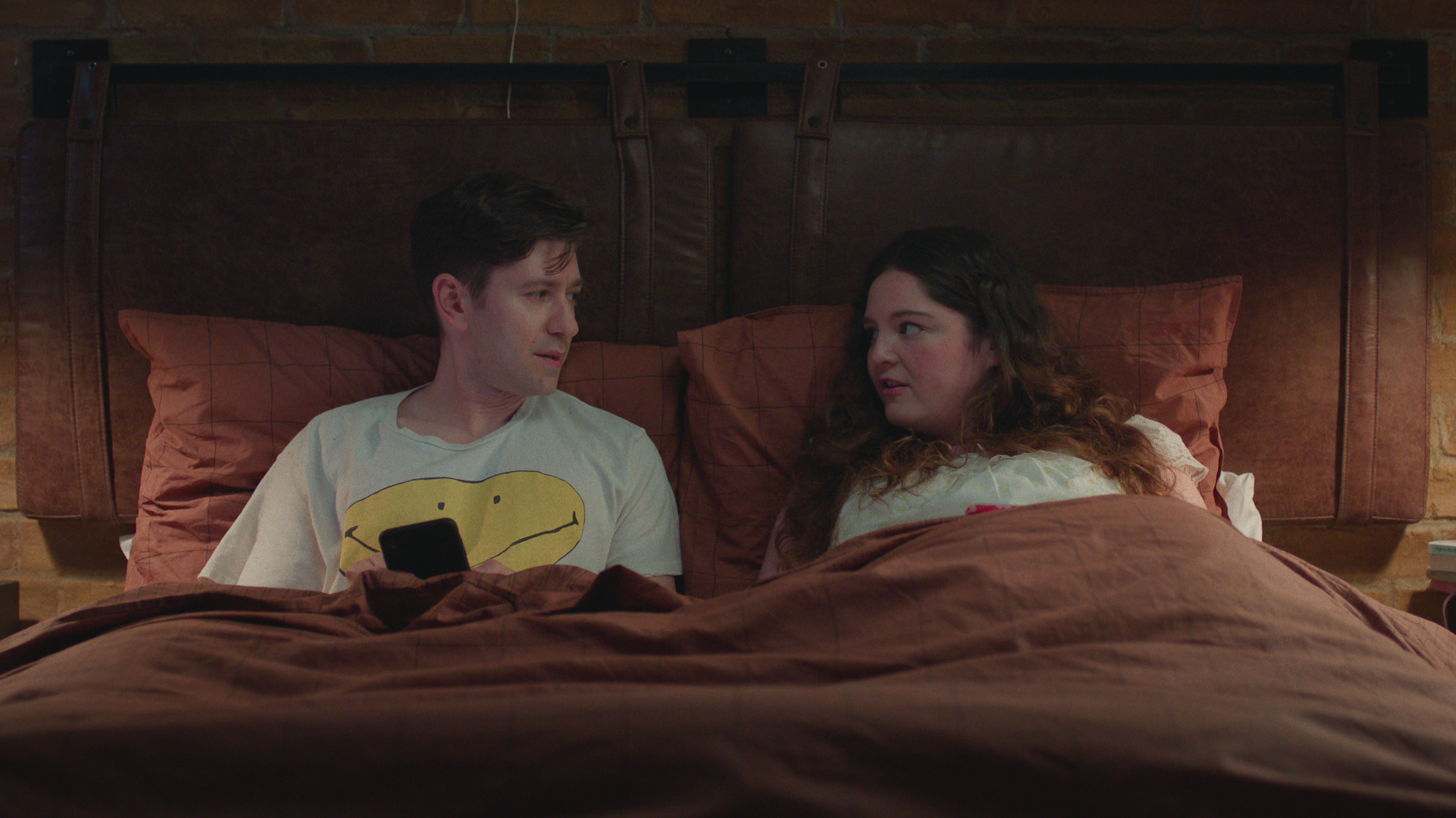 «Too Much»: Η σειρά που αναθεωρεί τις σχέσεις-1