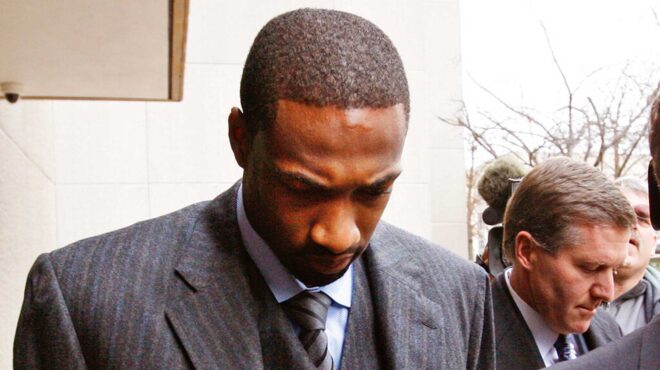 ο-μπελάς-είναι-το-μεσαίο-όνομα-του-γκ-563744029