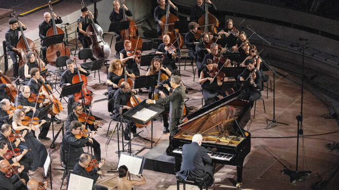 κοντσέρτο-μπετόβεν-γεμάτο-χρώματα-563713204