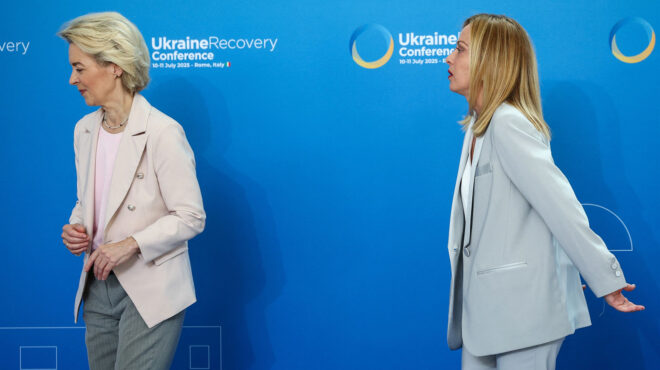 φον-ντερ-λάιεν-νικήτρια-με-πληγές-από-τ-563709523