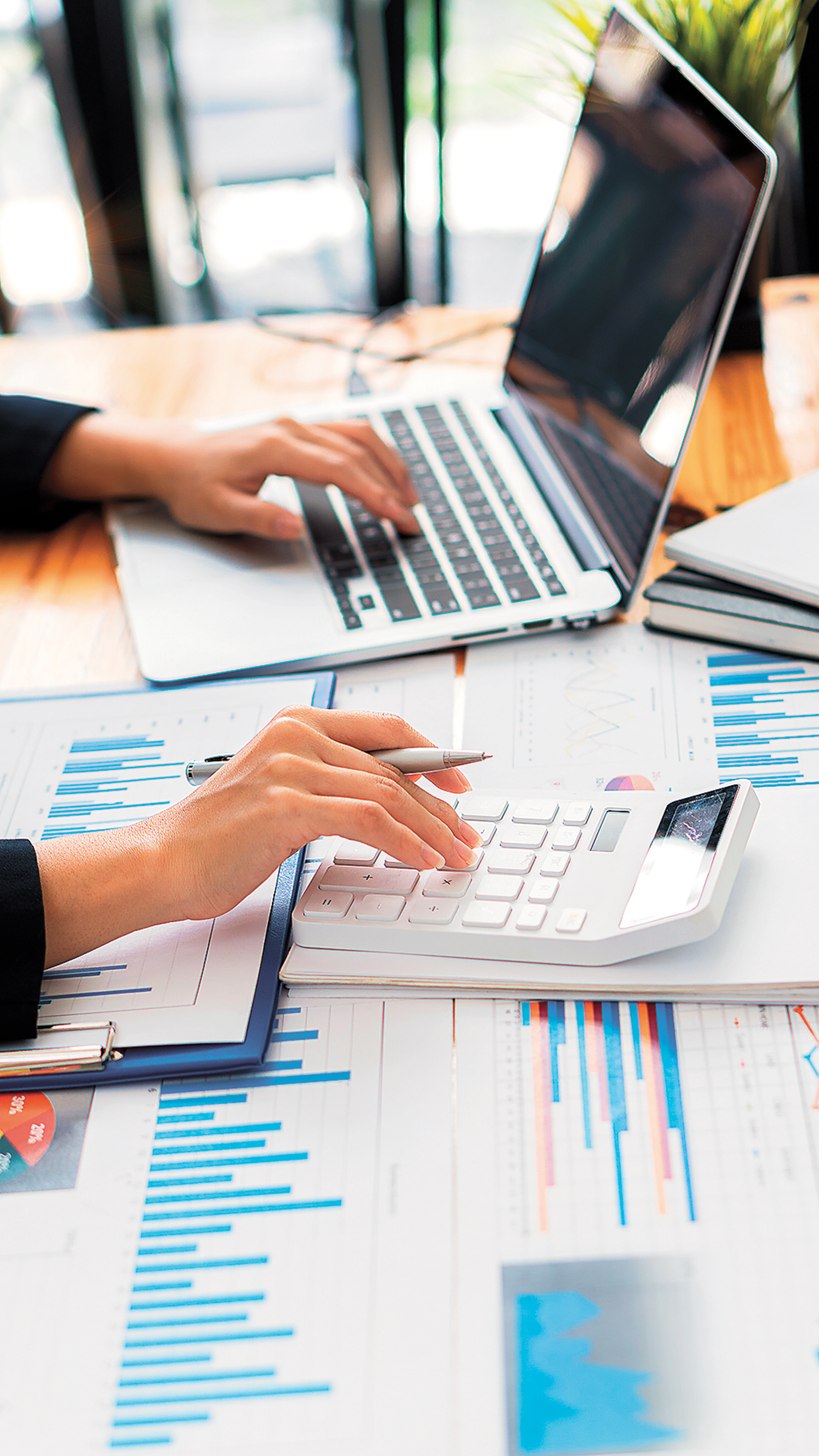 Πακέτο μόνιμων ελαφρύνσεων 1,5 δισ. στη ΔΕΘ-1