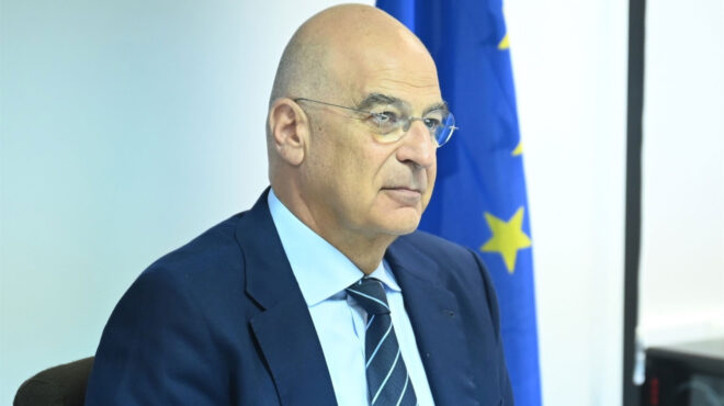 εντός-και-εκτός-δένδιας-ντόρα-κατά-σ-563693401