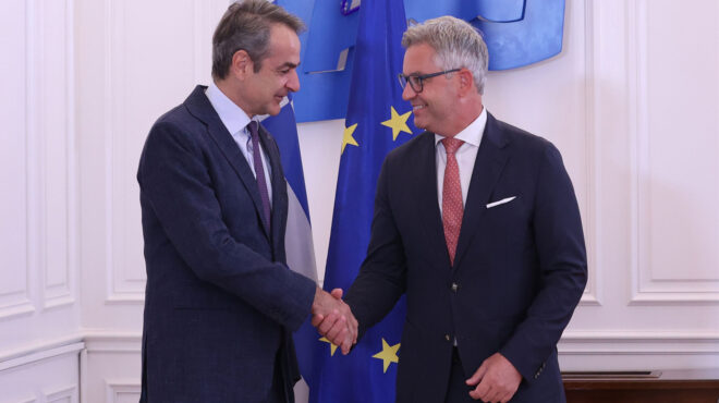 ευρωπαϊκή-παρέμβαση-στη-λιβύη-563693707